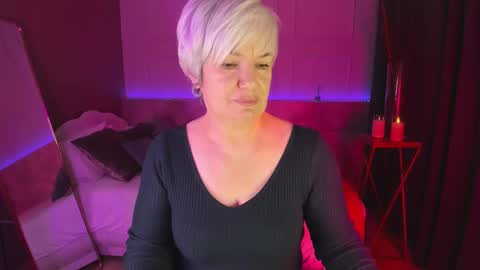 Snapshot of carmensoft chatting on February 11, 9:25 pm Carmen online show from February 11, 9:25 pm