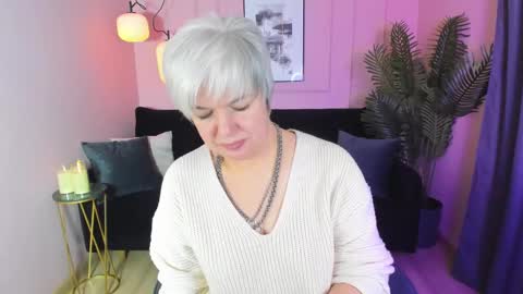 Snapshot of carmensoft chatting on February 12, 9:11 pm Carmen online show from February 12, 9:11 pm