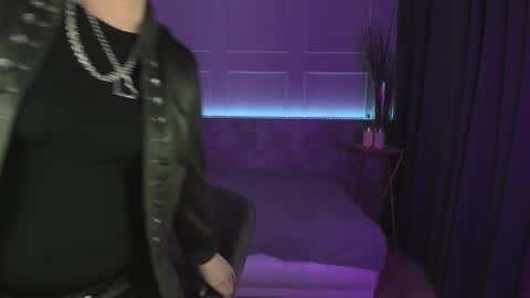 Snapshot of carmensoft chatting on February 23, 8:44 pm Carmen online show from February 23, 8:44 pm