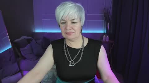 Snapshot of carmensoft chatting on February 23, 11:47 pm Carmen online show from February 23, 11:47 pm