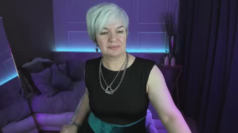 Snapshot of carmensoft chatting on February 24, 2:51 am Carmen online show from February 24, 2:51 am