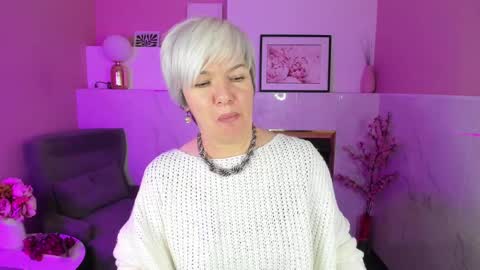 Snapshot of carmensoft chatting on March 5, 1:42 am Carmen online show from March 5, 1:42 am