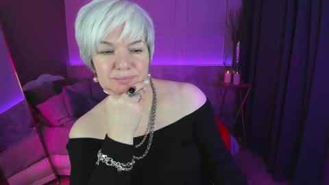 Snapshot of carmensoft chatting on March 11, 12:11 am Carmen online show from March 11, 12:11 am