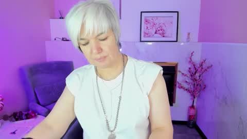 Snapshot of carmensoft chatting on September 17, 8:43 pm Carmen online show from September 17, 8:43 pm