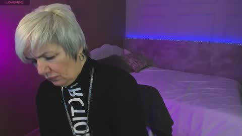 Snapshot of carmensoft chatting on October 20, 9:48 pm Carmen online show from October 20, 9:48 pm