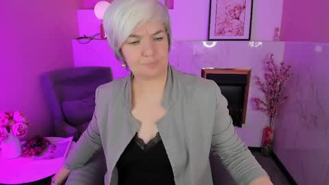 Carmen online show from April 4, 8:56 am