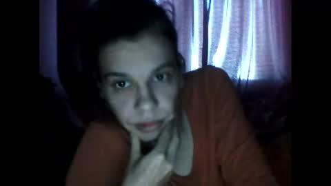 Snapshot of caroisback chatting on September 23, 7:44 am caroisback online show from September 23, 7:44 am