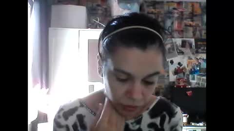 Snapshot of caroisback chatting on September 29, 1:49 pm caroisback online show from September 29, 1:49 pm