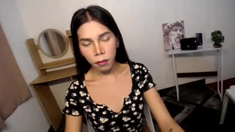 Snapshot of carol_linaxxx chatting on December 6, 11:57 pm Carolina online show from December 6, 11:57 pm