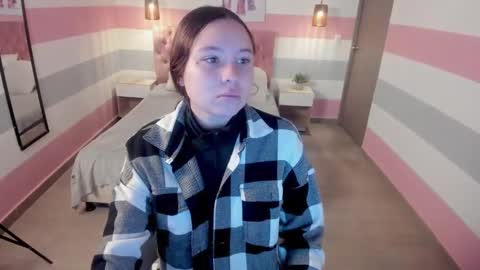 Snapshot of carol_pinter chatting on March 4, 12:12 pm Carol online show from March 4, 12:12 pm