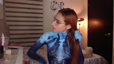 Carolayn online show from December 23, 10:44 pm