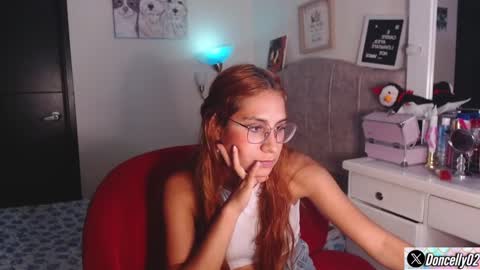 Carolayn online show from February 25, 3:31 am