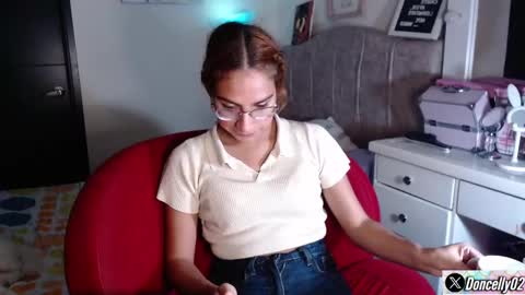 Carolayn online show from March 3, 5:20 am