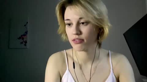 Call me Carol online show from November 15, 9:06 am