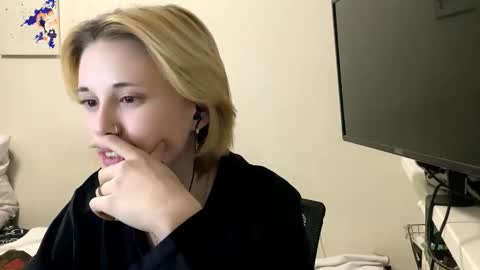 Call me Carol online show from November 17, 4:46 pm