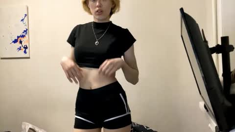 Call me Carol online show from November 25, 4:18 pm