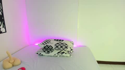 carolina baire online show from March 12, 12:11 pm