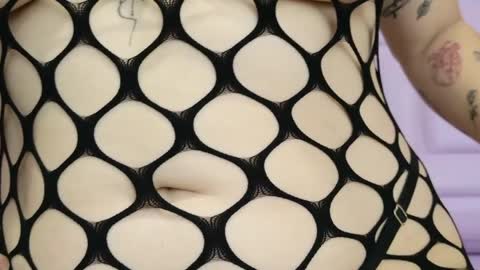 Snapshot of carolina_latinlady chatting on May 28, 8:39 pm Carolina online show from May 28, 8:39 pm