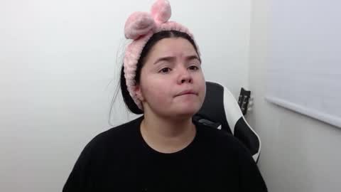 carolina online show from November 19, 1:49 am