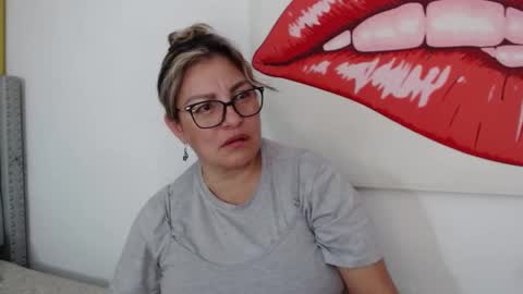 Carolina online show from February 19, 10:53 pm