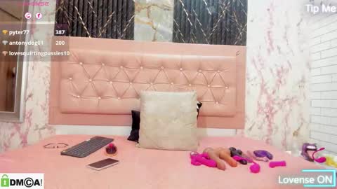 caroline daring online show from January 10, 3:19 am