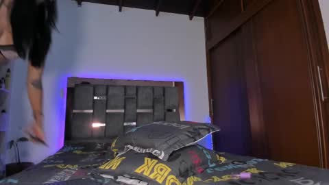 CAROLINE online show from September 17, 3:08 am