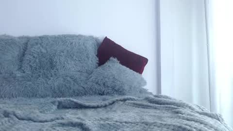 Snapshot of caroline_spanky chatting on May 18, 3:07 pm caroline online show from May 18, 3:07 pm