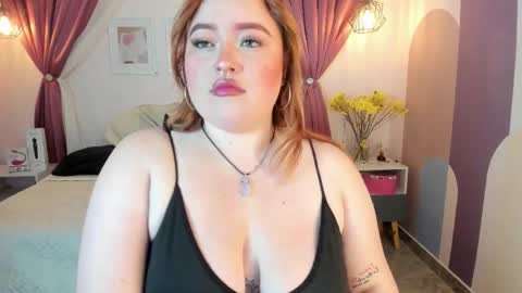 Carolinee  online show from October 15, 5:07 am