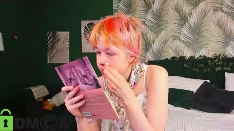 CarolineRichter online show from December 18, 2:50 am