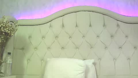 Snapshot of carolinesampaio chatting on November 15, 11:18 am carolinesampaio online show from November 15, 11:18 am
