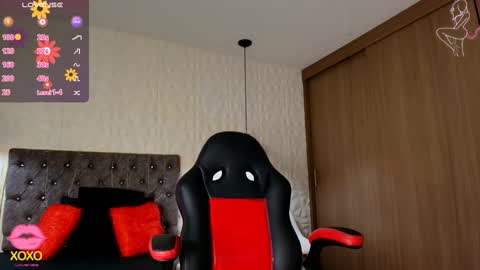 Snapshot of carolinescoth_dl chatting on September 12, 5:57 pm Caroline Scoth online show from September 12, 5:57 pm