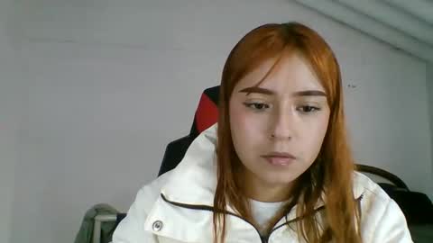 carolinnapinkman online show from May 11, 8:06 pm