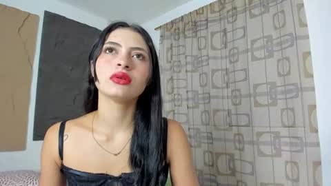 Snapshot of caroll_marquez chatting on July 18, 11:36 am caroll_marquez online show from July 18, 11:36 am