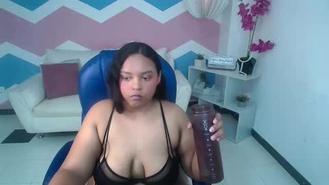 Snapshot of carollkiss chatting on October 21, 6:08 pm carollkiss online show from October 21, 6:08 pm