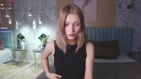 Snapshot of carolreeves chatting on May 19, 4:46 pm Carol online show from May 19, 4:46 pm