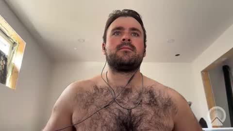 carpenterboy_1993 online show from May 4, 9:00 pm