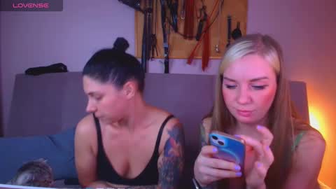 Carrie online show from February 6, 8:12 pm