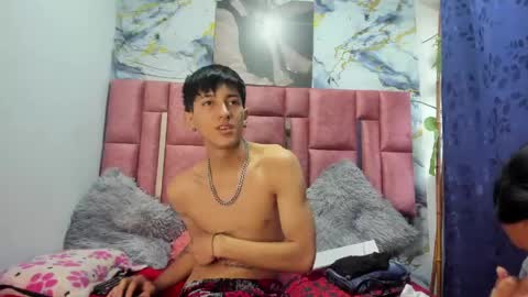 Snapshot of cartyxx chatting on April 20, 1:47 pm cartyxx online show from April 20, 1:47 pm