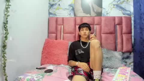 Snapshot of cartyxx chatting on May 2, 12:32 pm cartyxx online show from May 2, 12:32 pm