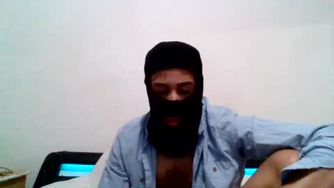 Snapshot of carvelj chatting on December 19, 3:18 am carvelj online show from December 19, 3:18 am