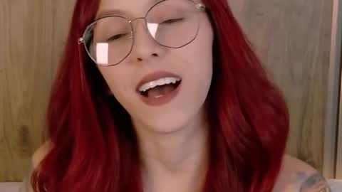 Snapshot of casandra_busting chatting on June 10, 7:35 pm Casandra online show from June 10, 7:35 pm