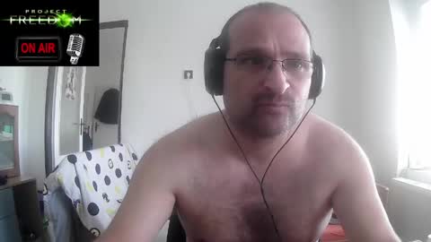 Snapshot of cascadacek chatting on April 24, 12:18 pm CASCADACEK online show from April 24, 12:18 pm