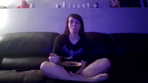 Snapshot of caseykitty222 chatting on June 8, 3:45 pm caseykitty222 online show from June 8, 3:45 pm