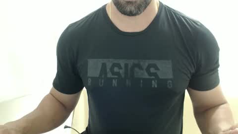 cashmastermuscle77 online show from December 14, 10:03 pm