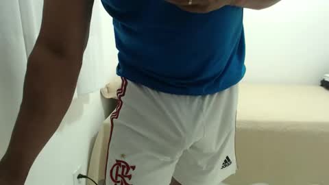 cashmastermuscle77 online show from January 19, 1:20 am