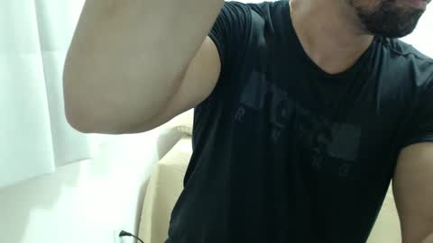 cashmastermuscle77 online show from February 21, 11:22 am