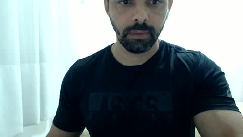 Snapshot of cashmastermuscle77 chatting on July 6, 12:35 pm cashmastermuscle77 online show from July 6, 12:35 pm