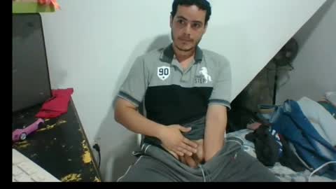 Snapshot of casper__32 chatting on April 21, 2:51 am Casper online show from April 21, 2:51 am