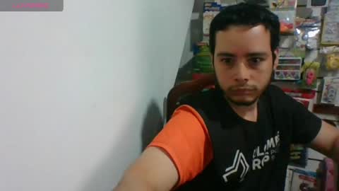 Snapshot of casper__32 chatting on August 6, 1:40 am Casper online show from August 6, 1:40 am
