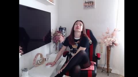 Snapshot of casperlove69 chatting on January 13, 10:25 am Alice online show from January 13, 10:25 am